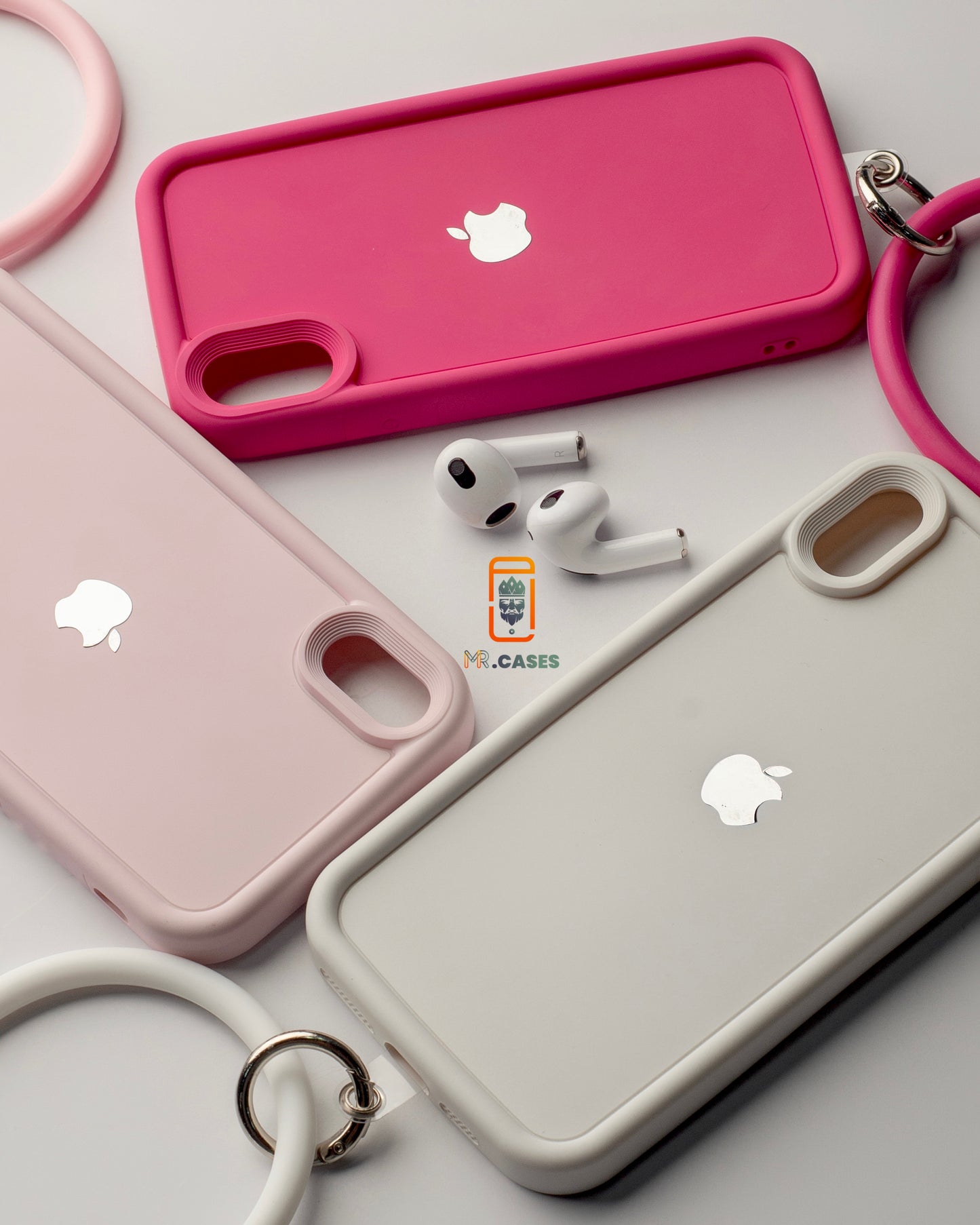 Silicone case with cord 🤗