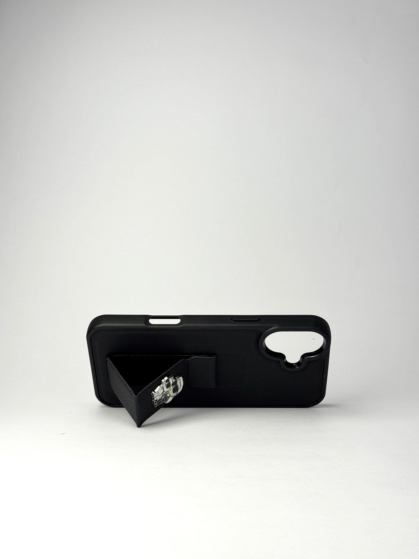 KARL LAGERFELD CASE 🤗