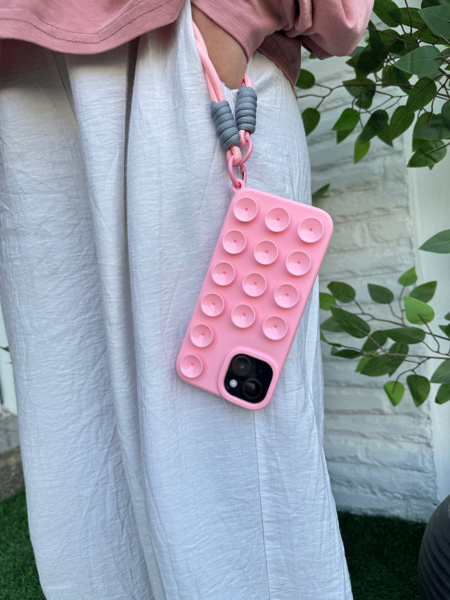 Sticky patch case 🤗