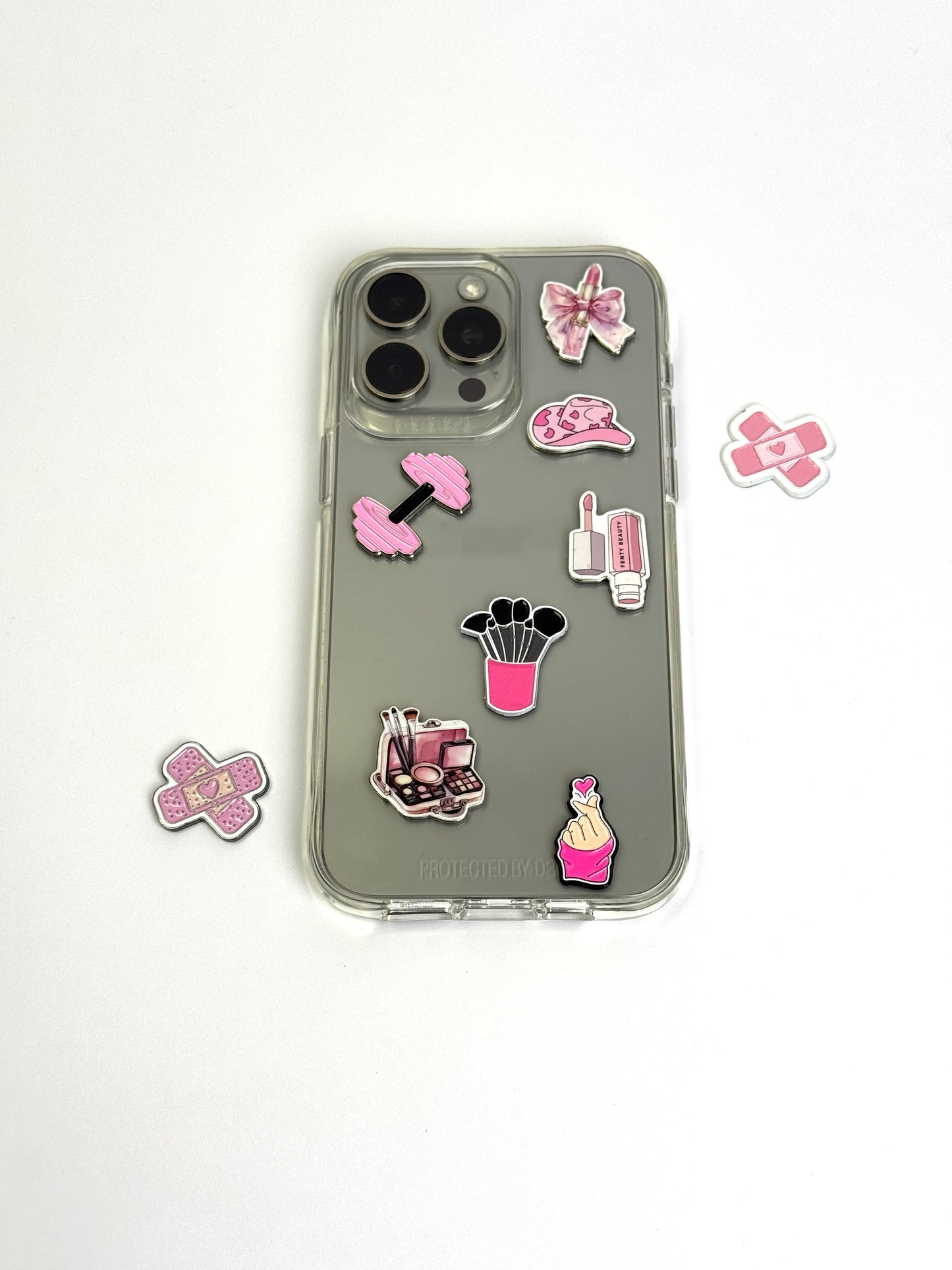 Sticker’s pinky 🩷