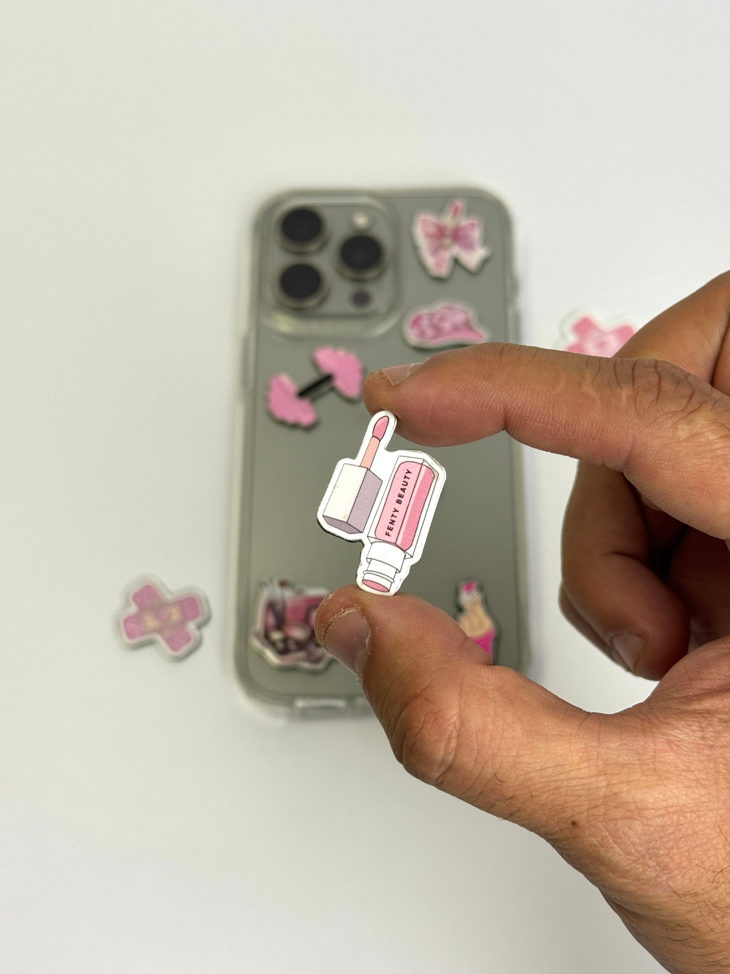 Sticker’s pinky 🩷